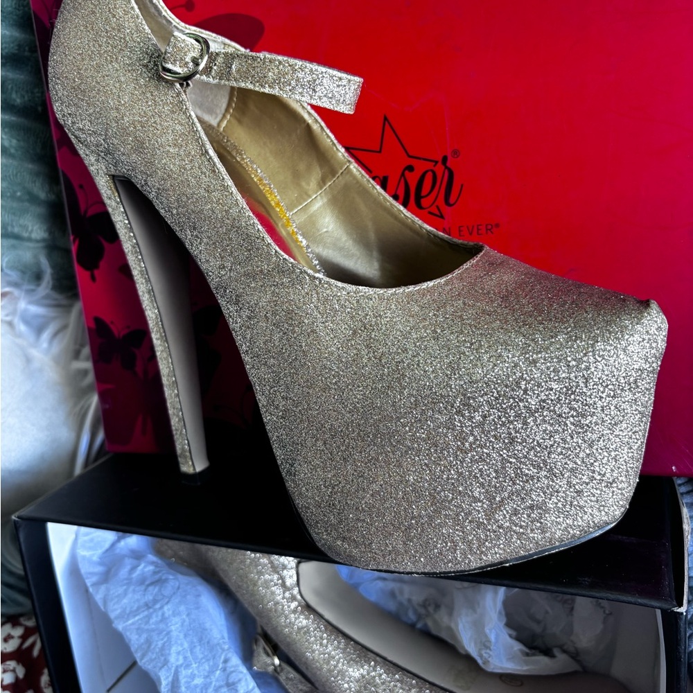 Elegant Women's Glitter Heels